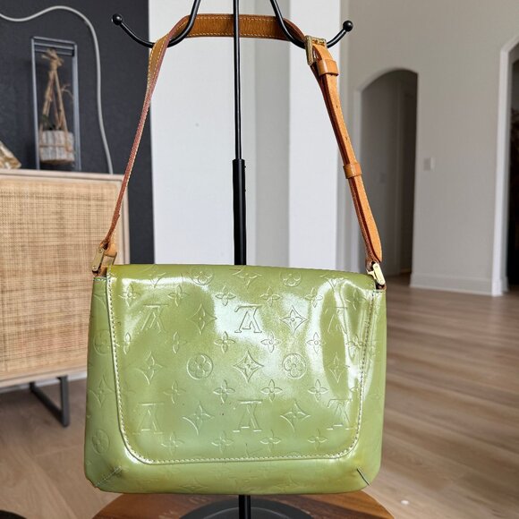 Louis Vuitton Monogram Green Vernis Thompson - Picture 2 of 11